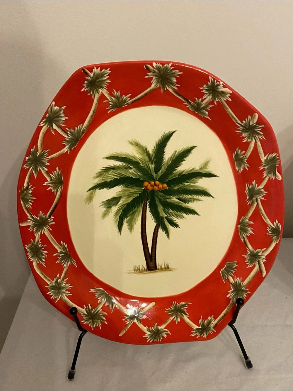 Pacific Rim Handpainted Ceramic Plate - Cream Trio - Picture 4 of 7